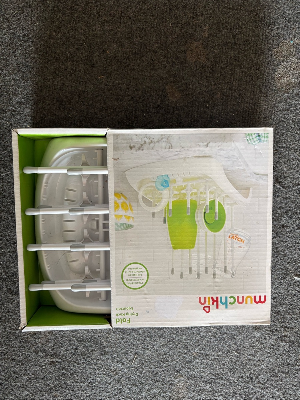 Munchkin Bottle Drying Rack in White and Lime Green